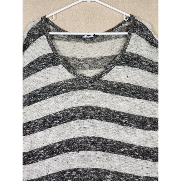 Soprano Shirt Womens Large L Knit Made In USA Striped Dolman‎ Sleeve 3/4 V Neck - Picture 2 of 12
